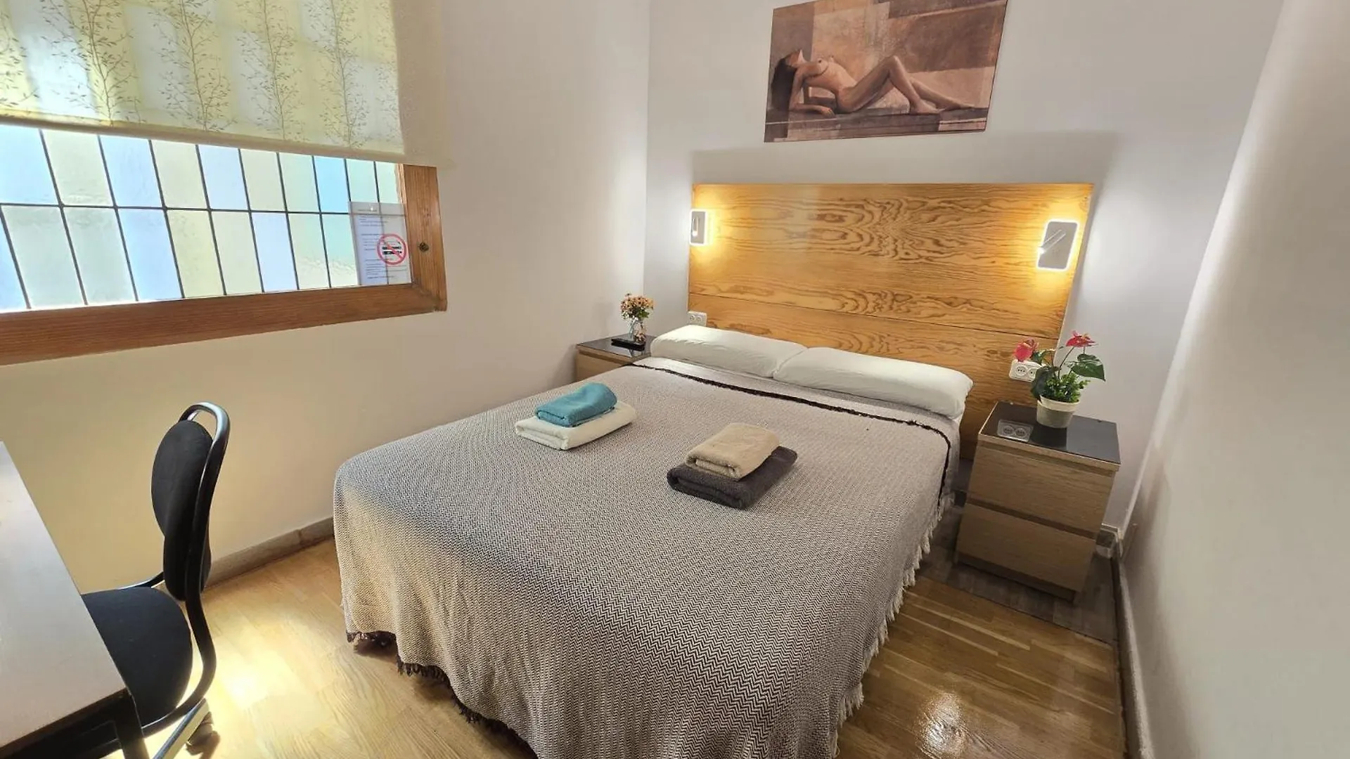 Balmes Rooms Barcelona 0*,  Spain