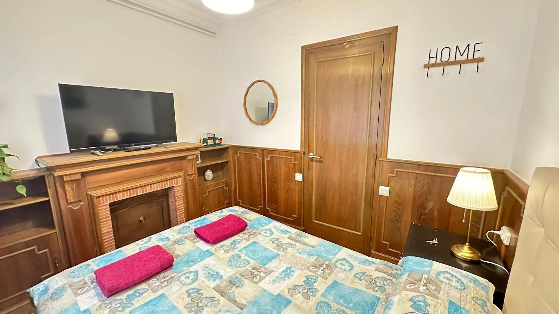 Bed & Breakfast Balmes Rooms Barcelona Spain