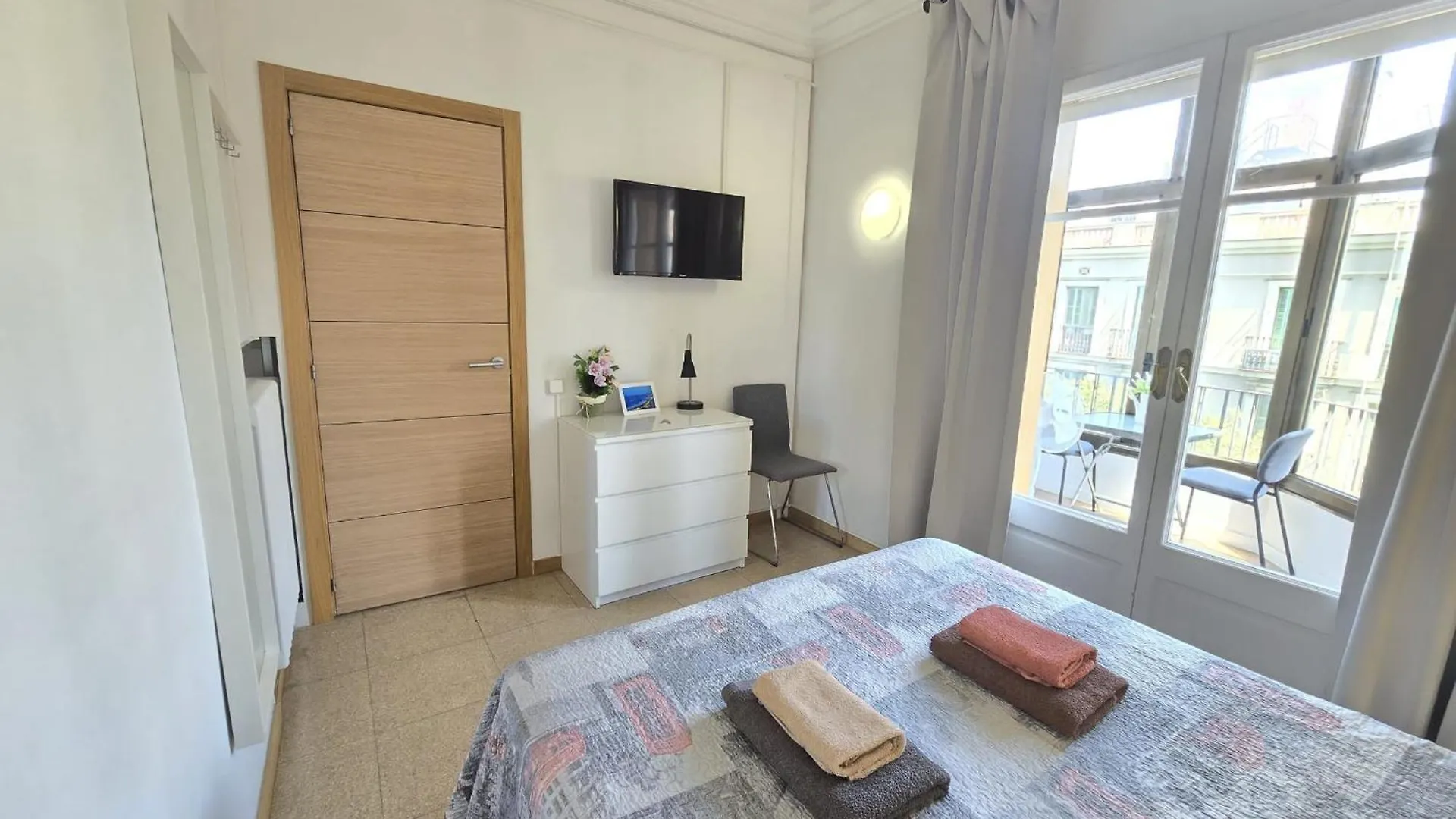 Balmes Rooms Barcelona 0*,